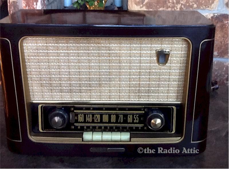 Grundig Majestic 1041 (1954-55)