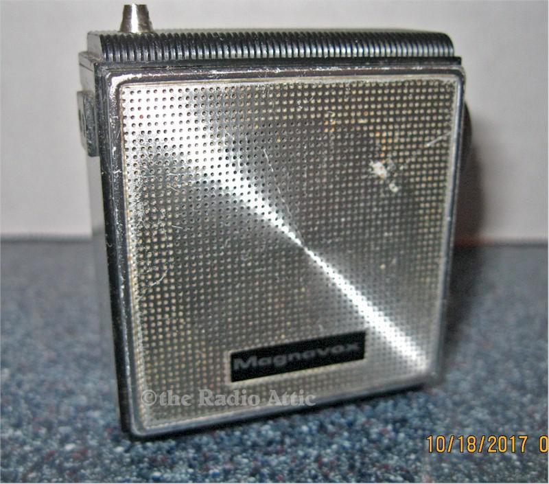 Magnavox AM-508 Magna-Mate Mini Transistor (1966)
