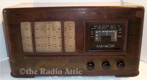 Paramount Radio (about 1938)