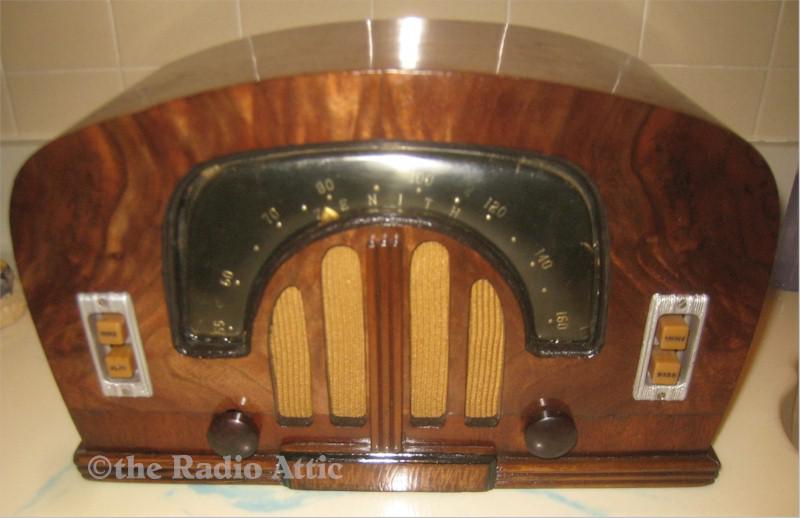 Zenith 6-D-2615 (1942)