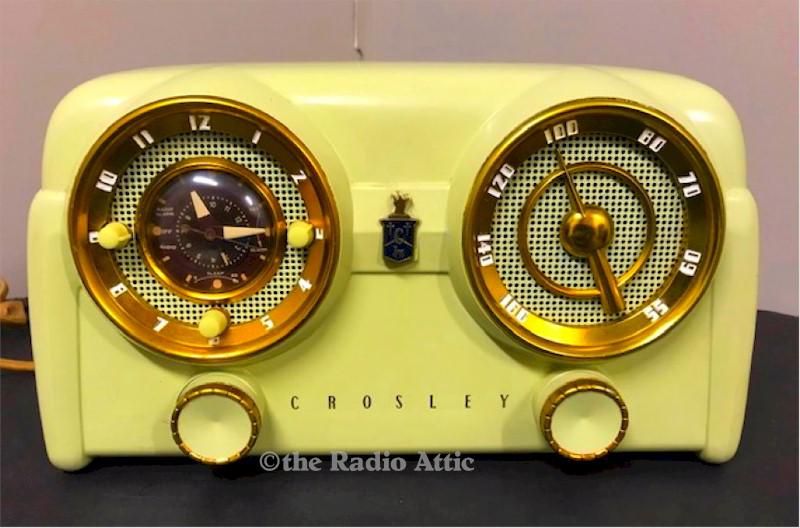 Crosley D-25-CE "Dashboard" Clock Radio (1953)