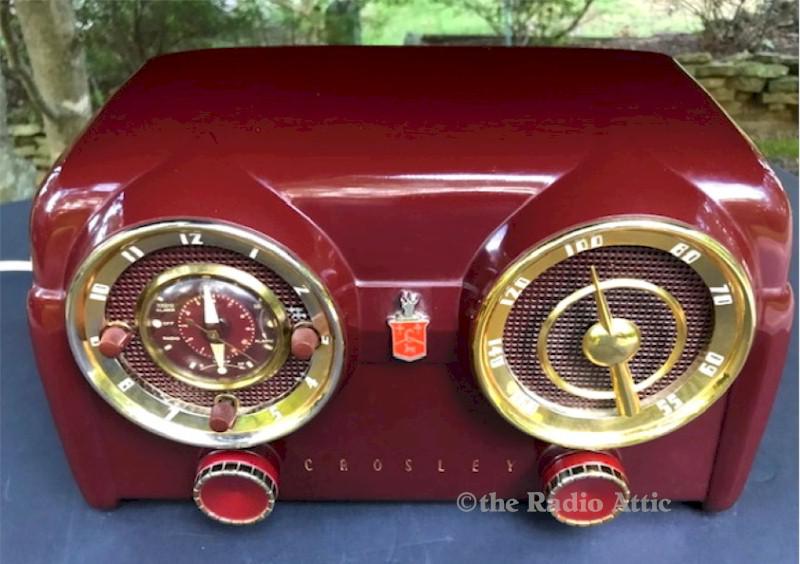 Crosley D-25 MN Clock Radio (1953)