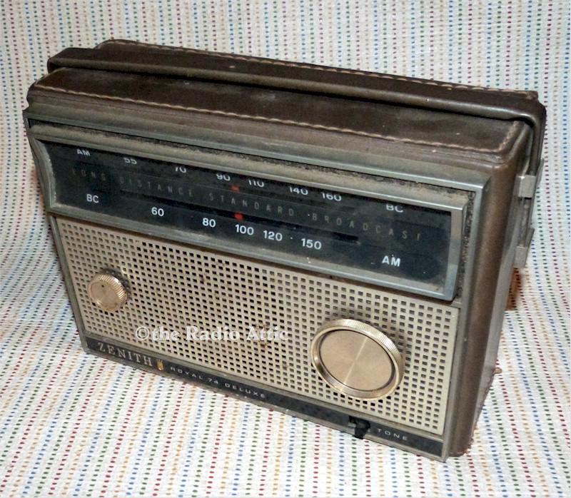 Zenith Royal 74 DeLuxe