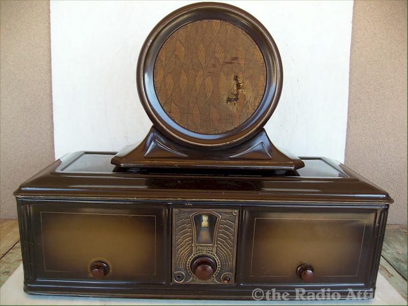 Philco 511 w/ 211 Speaker (1928)