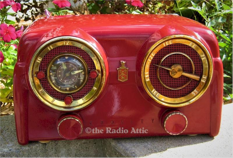 Crosley 11-123U "Dashboard" Clock Radio (1951)