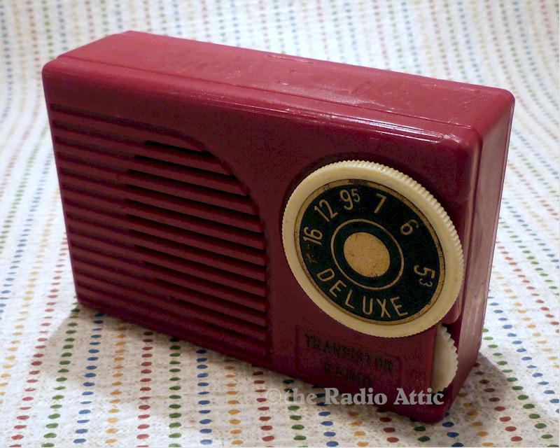 Deluxe Boy's Radio