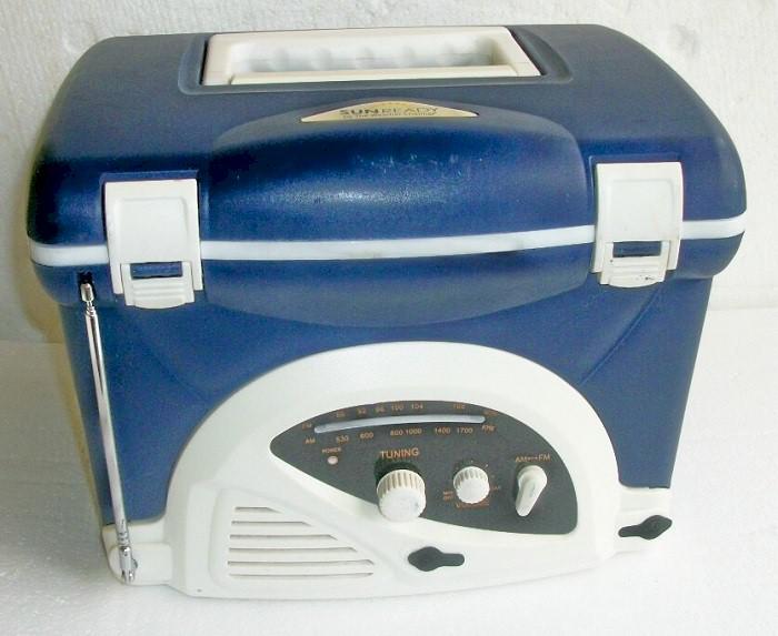 Sun Ready AM-FM Cooler Radio