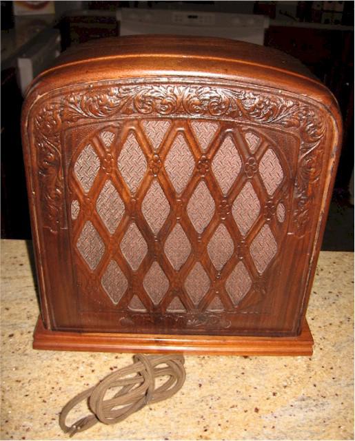 Repwood Paneled Speaker