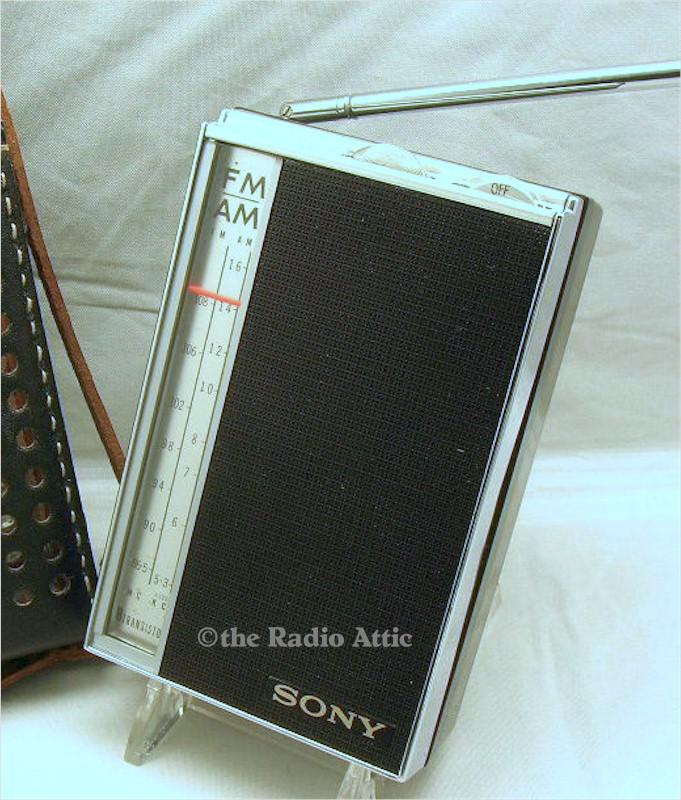 Sony TFM-825 AM/FM (1964)