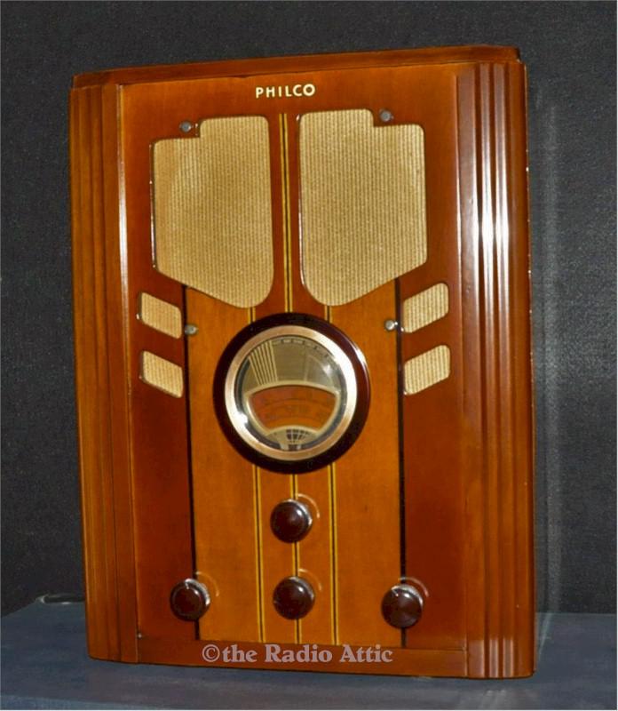 Philco 37-60 Code 121 (1937)