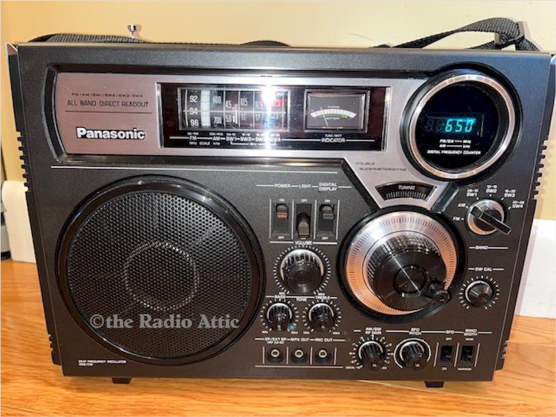 Panasonic RF-2600