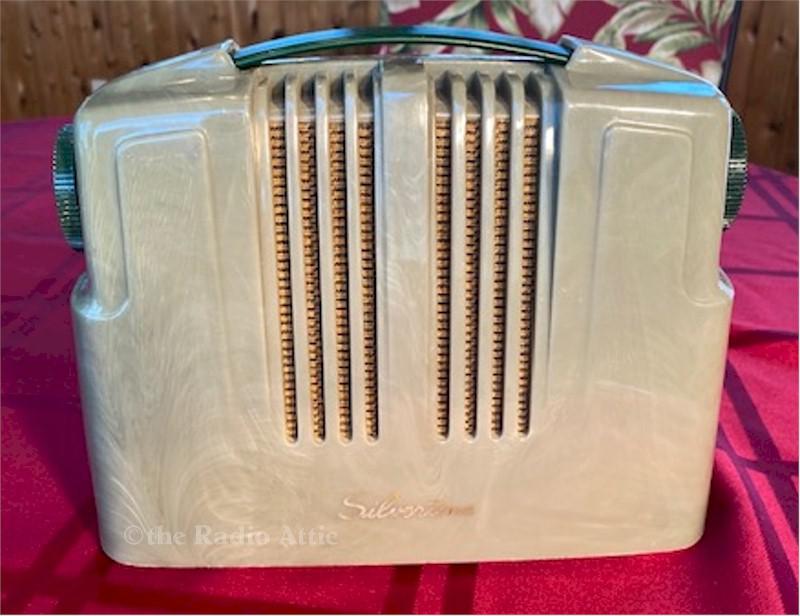 Silvertone 2210 "Poor Man's Catalin" Portable (1952)