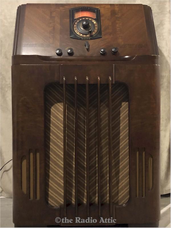 Philco 38-116 Code 125 (1937)